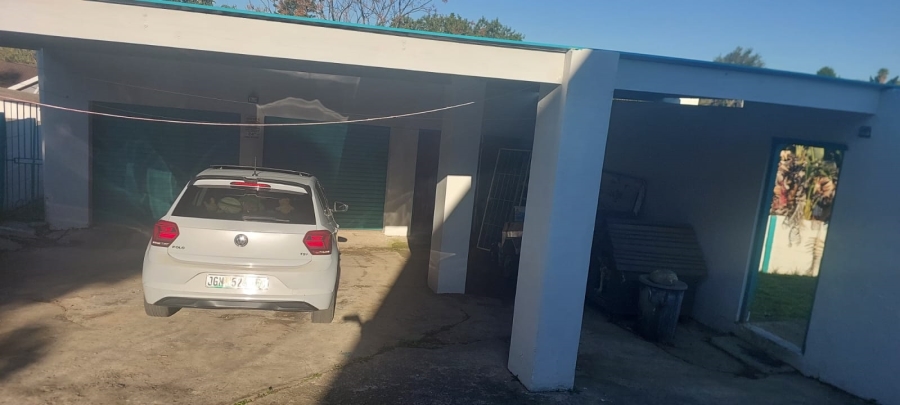 4 Bedroom Property for Sale in Amalinda North Eastern Cape